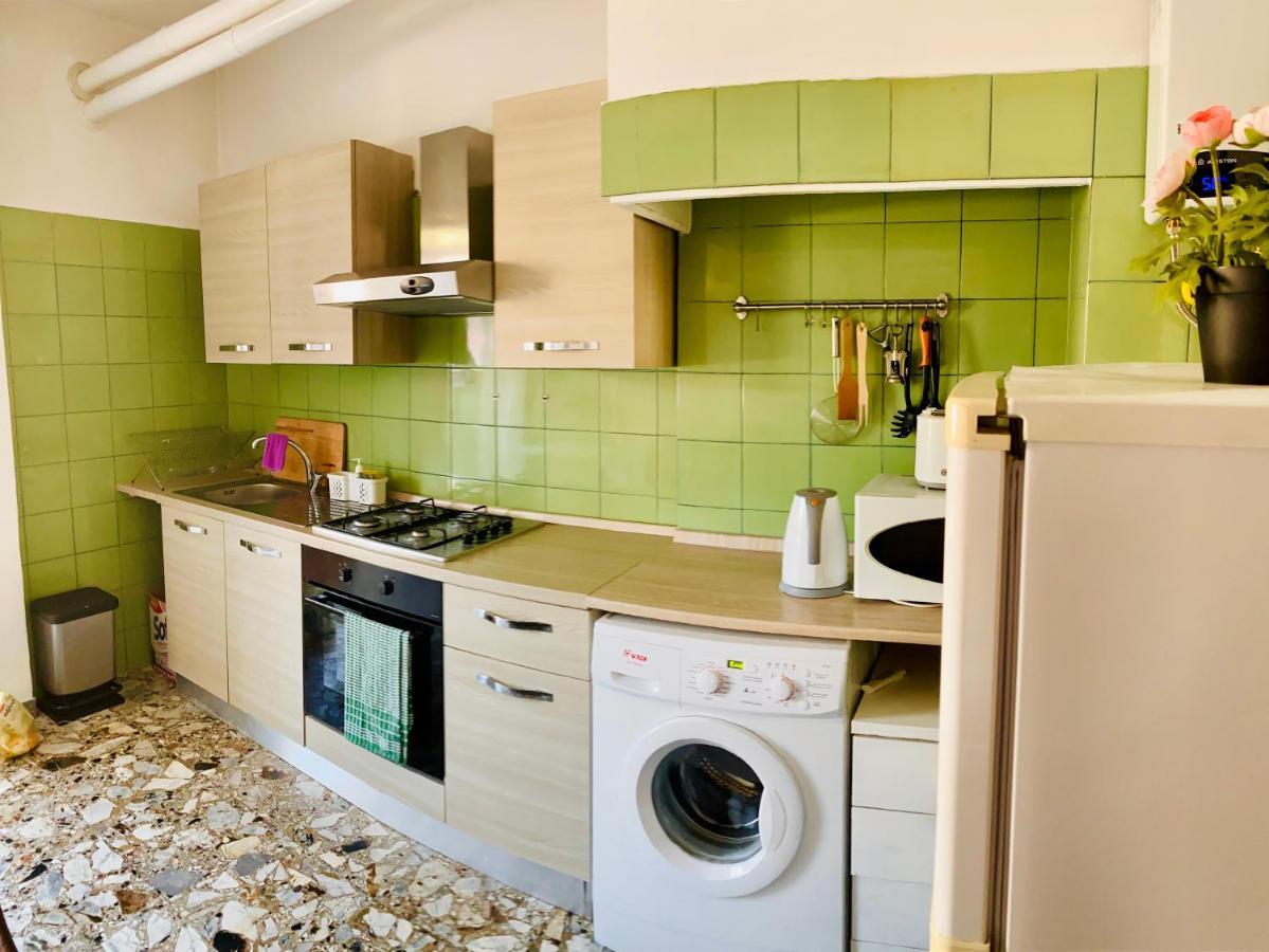 Pang'S Guesthouse Местре Екстериор снимка