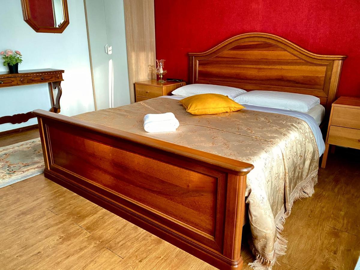 Pang'S Guesthouse Местре Екстериор снимка