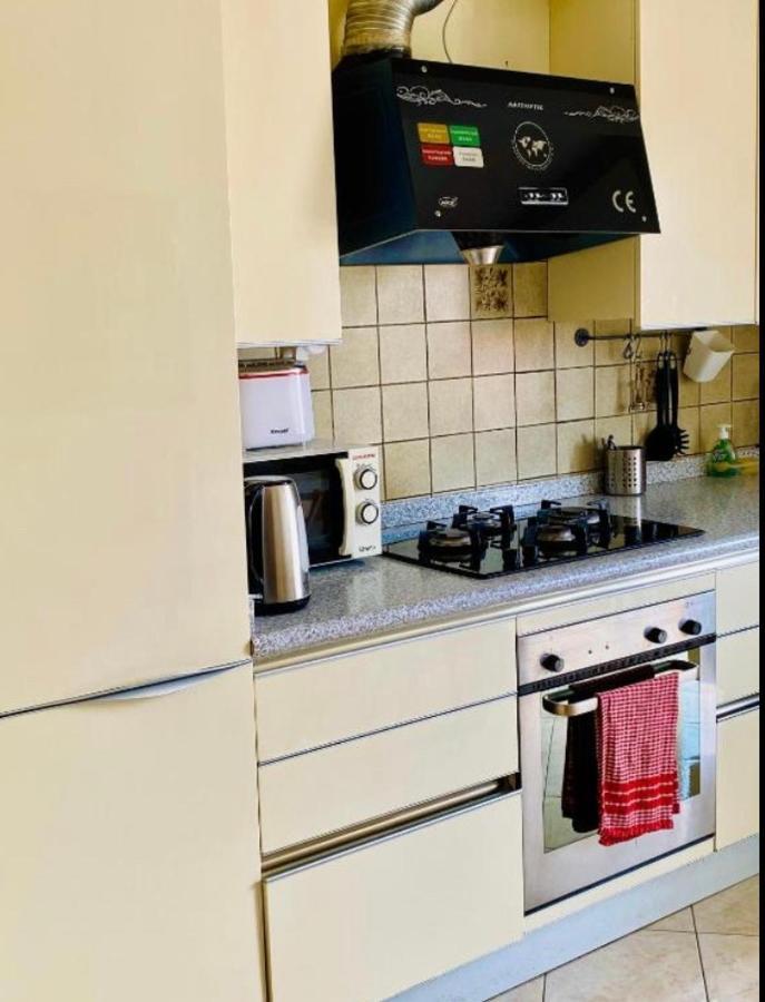 Pang'S Guesthouse Местре Екстериор снимка